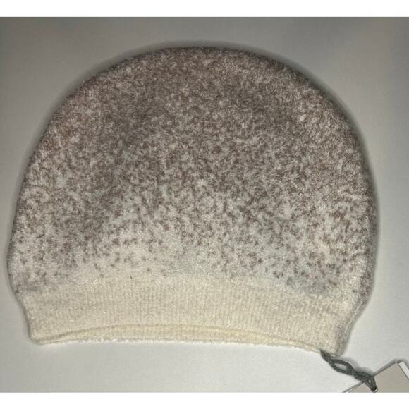 NWT Barefoot Dreams - Women's Cozy Chic Lite Confetti Beanie - Picture 3 of 4